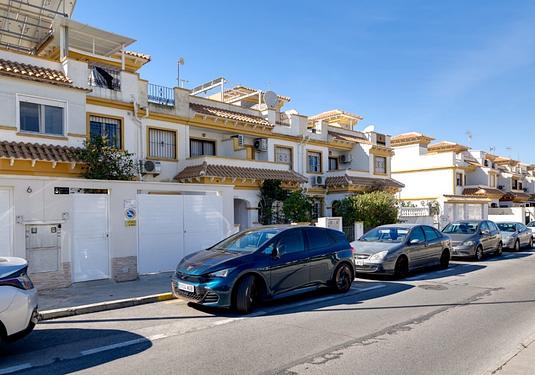Town house in Torrevieja