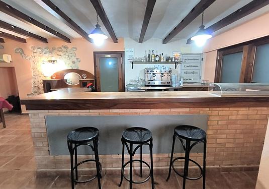 Commercial in Banyeres De Mariola