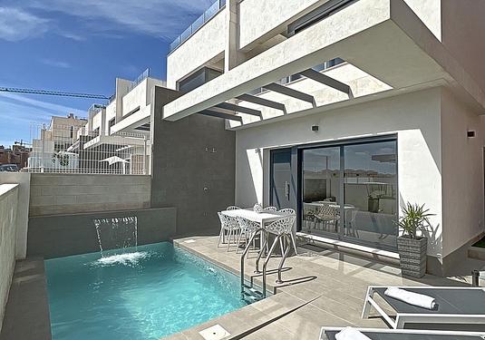 Villa penthouse in Orihuela Costa