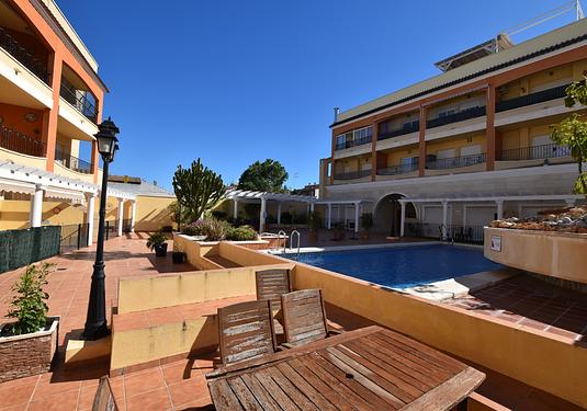 Apartment in Algorfa