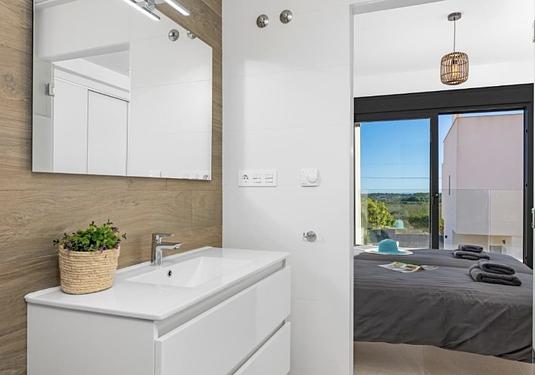 Villa in San Miguel de Salinas