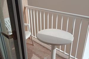 thumb 9