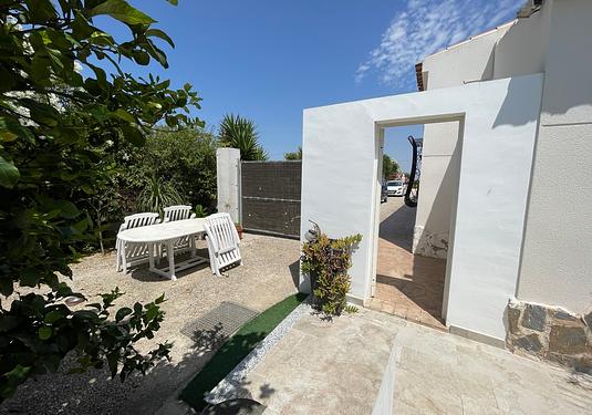 Villa in Daya Nueva