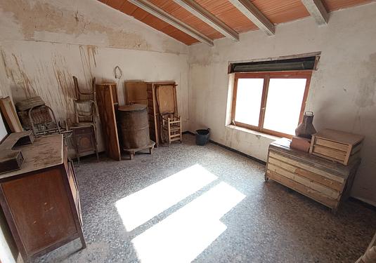 Town house in Raspay