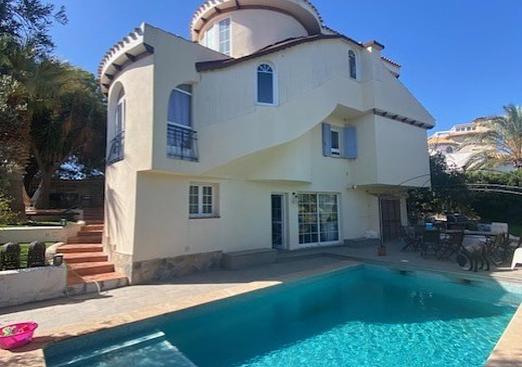 Villa in Orihuela Costa