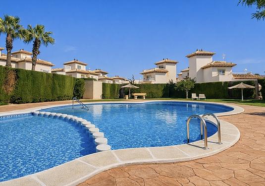 Quad house in Orihuela Costa