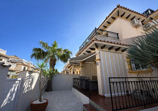 Quad house in Orihuela Costa