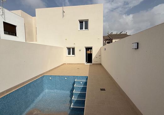 Duplex in Pilar de La Horadada