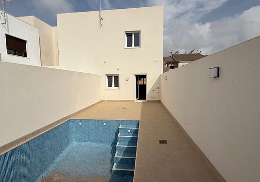 Duplex in Pilar de La Horadada