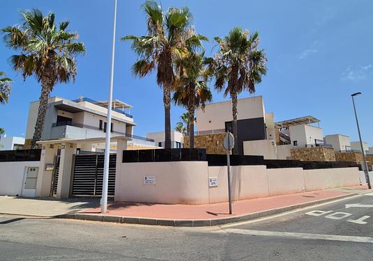 Villa in Torrevieja
