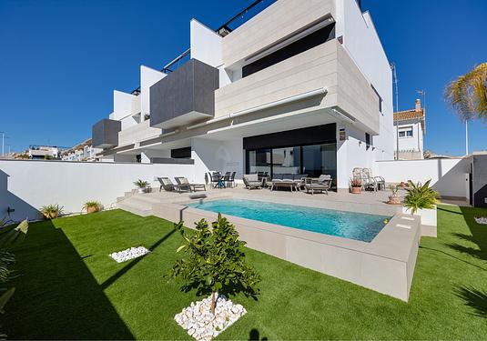 Bungalow in Pilar de La Horadada