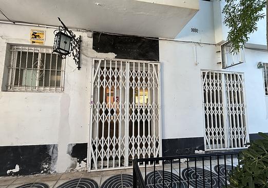 Commercial in Villamartin