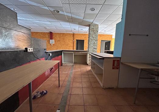 Commercial in Villamartin