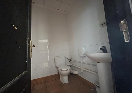 Commercial in Villamartin