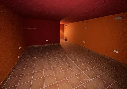 Commercial in Villamartin