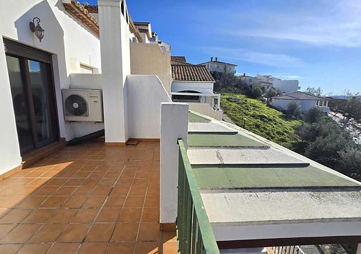 Town house in Alcaucín