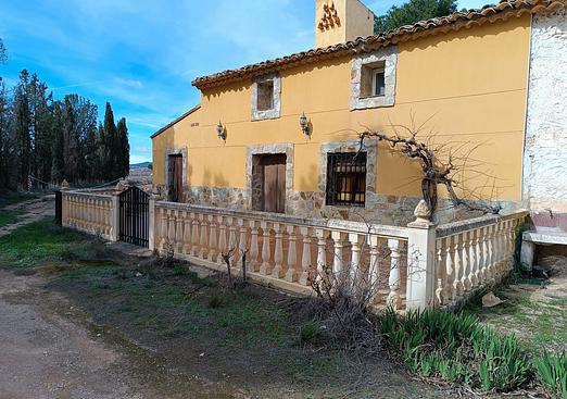 Country house in Yecla