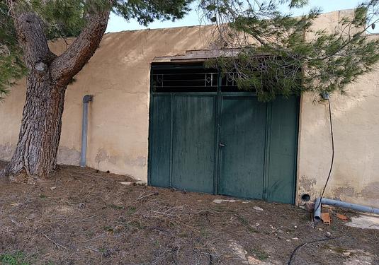 Country house in Yecla