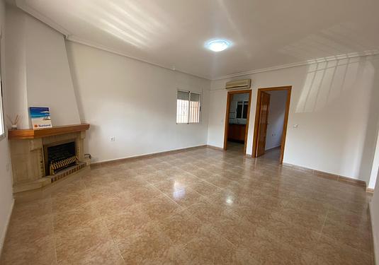 Town house in Algorfa