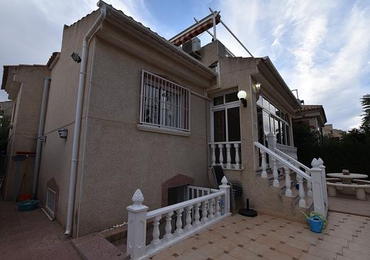 Villa in Algorfa