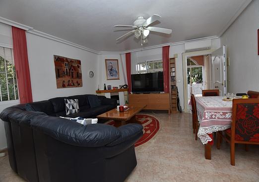 Villa in Algorfa