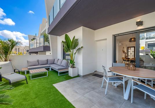 Apartment in San Miguel de Salinas
