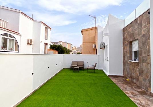 Bungalow in Orihuela Costa