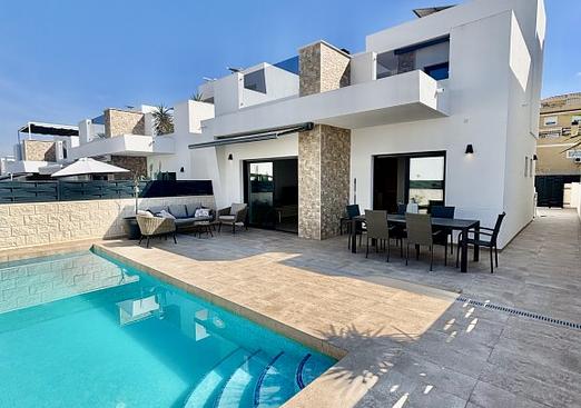 Villa in Benijofar