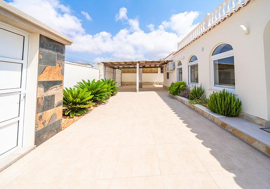 Villa in Torrevieja