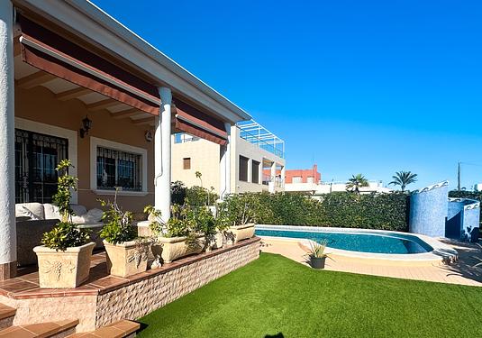 Villa in La Mata