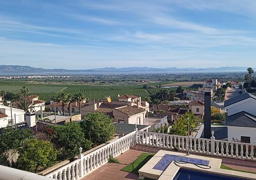 Villa in Algorfa