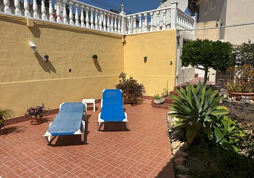 Villa in Algorfa