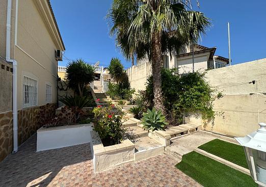 Villa in Algorfa