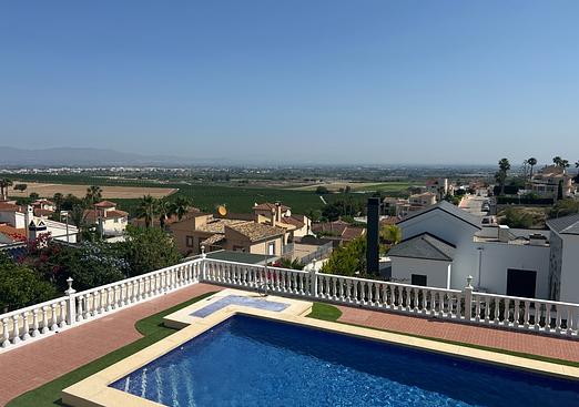 Villa in Algorfa