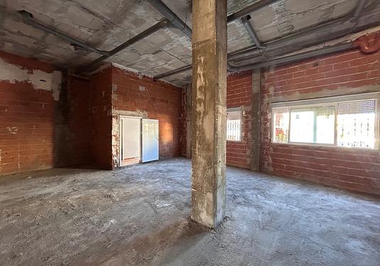 Commercial in Jacarilla