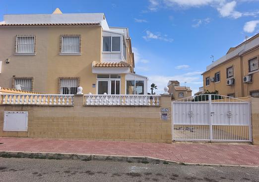 Quad house in Ciudad Quesada