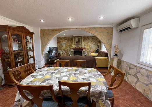 Villa in Crevillent
