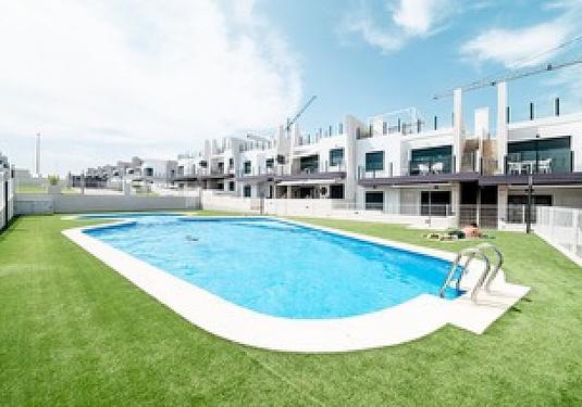 Apartment in San Miguel de Salinas