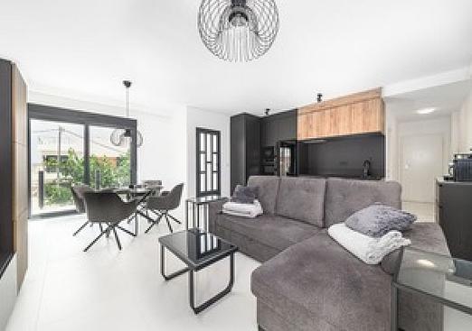 Apartment in San Miguel de Salinas