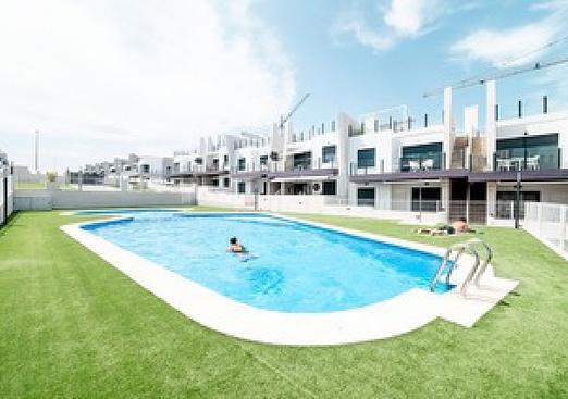 Apartment in San Miguel de Salinas