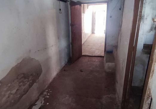 Town house in Raspay