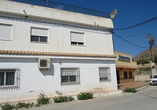 Commercial in Fortuna