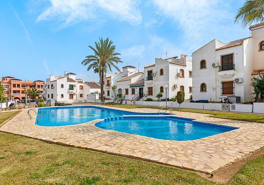 Apartment in Villamartin