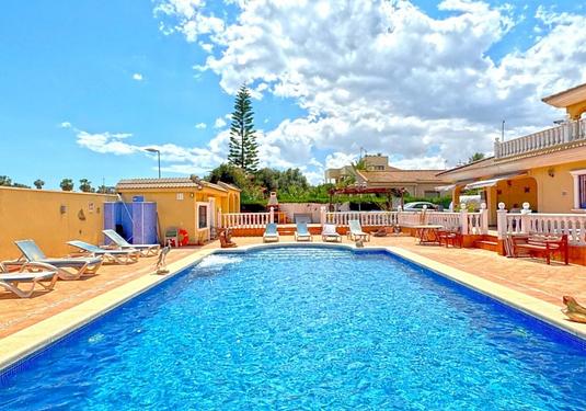 Villa in Torrevieja