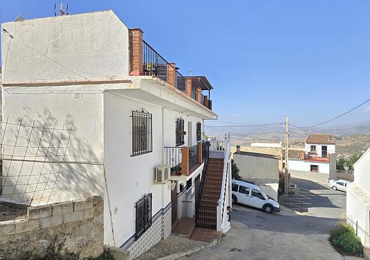 Town house in Alcaucín