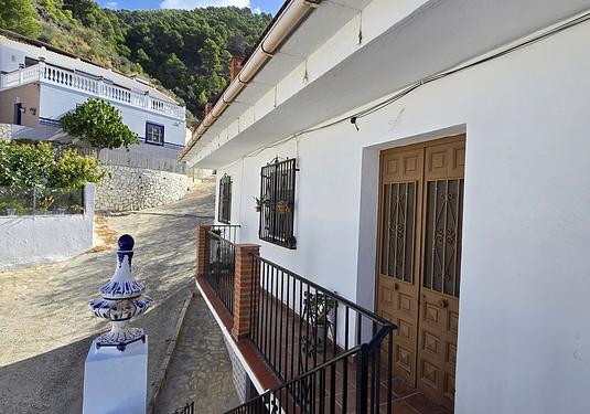 Town house in Alcaucín