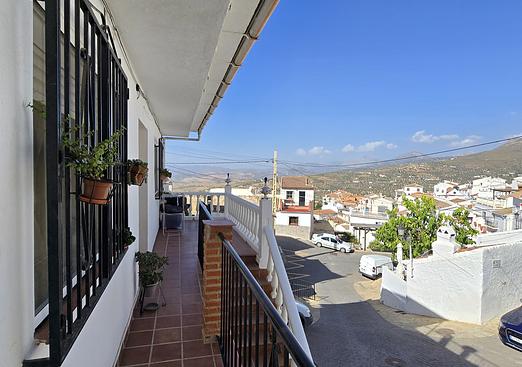 Town house in Alcaucín