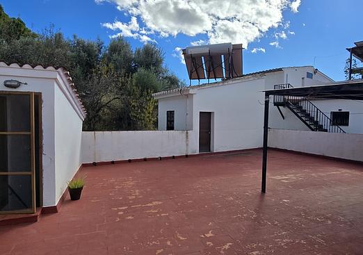 Town house in Alcaucín