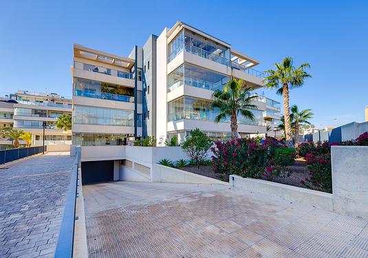 Apartment in Orihuela Costa