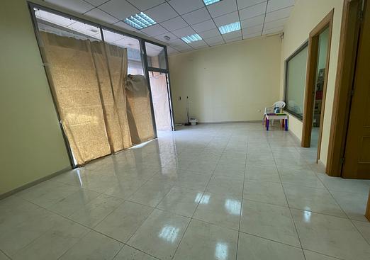 Commercial in Guardamar del Segura